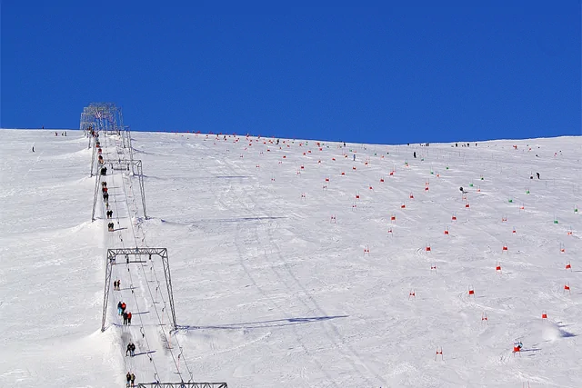 Juvass - Galdhøpiggen summer ski center