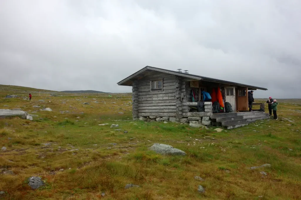 Pitsusjärvi wilderness hut